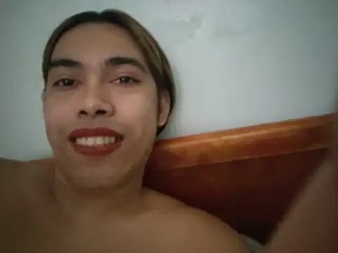 Snapshot of goddessriri01 chatting on 06.19.26 goddessriri01 online show from 06.19.26