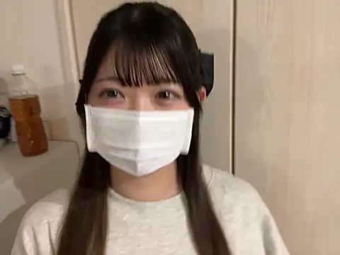 y-u-r-a-33 online show from 04.29.26