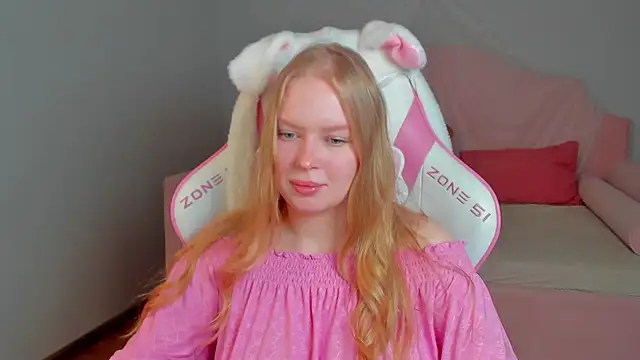 BellaVenatrix online show from 04.02.26