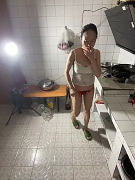 lilysister66 online show from 05.24.26