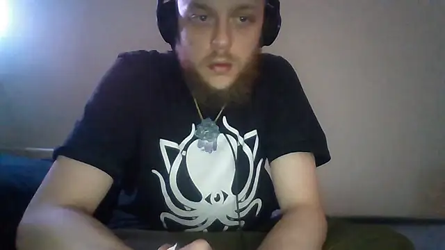 Snapshot of alejandro69420 chatting on 05.25.26 alejandro69420 online show from 05.25.26
