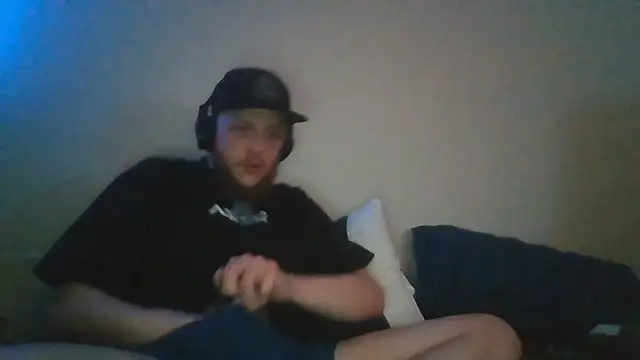 Snapshot of alejandro69420 chatting on 05.26.26 alejandro69420 online show from 05.26.26