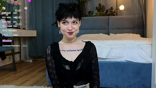 RubieNibbs online show from 05.23.26
