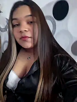 Snapshot of MilyKiss chatting on 03.20.26 MilyKiss online show from 03.20.26