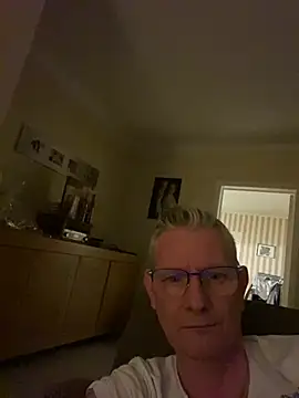 Snapshot of kurtyhotty chatting on 03.22.26 kurtyhotty online show from 03.22.26