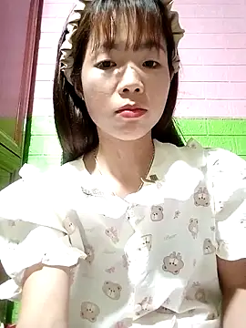 AmyLinee01 online show from 05.07.26