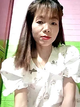 Snapshot of AmyLinee01 chatting on 05.11.26 AmyLinee01 online show from 05.11.26