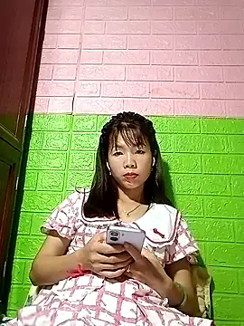 Snapshot of AmyLinee01 chatting on 05.22.26 AmyLinee01 online show from 05.22.26