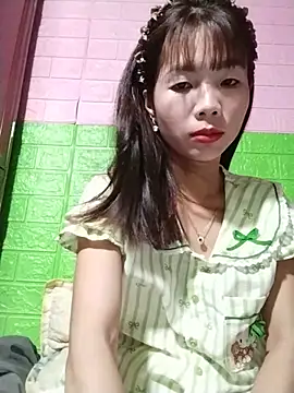 Snapshot of AmyLinee01 chatting on 05.25.26 AmyLinee01 online show from 05.25.26