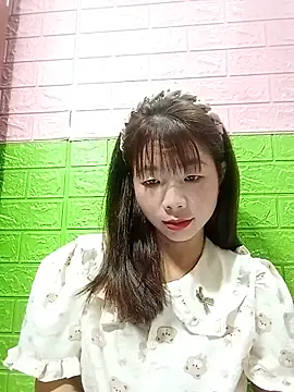 Snapshot of AmyLinee01 chatting on 06.14.26 AmyLinee01 online show from 06.14.26