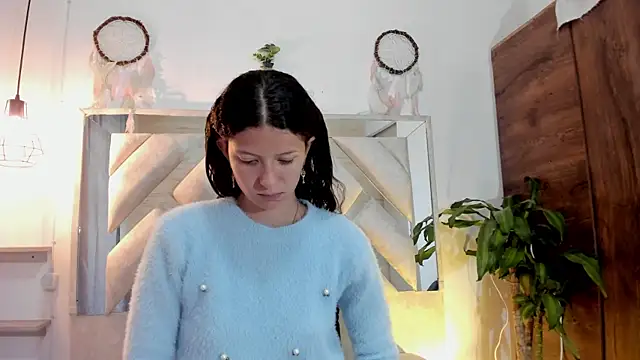 sofy bonnet1 online show from 04.30.26