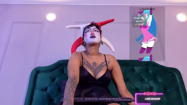 Snapshot of lanemugler chatting on 06.29.26 lanemugler online show from 06.29.26