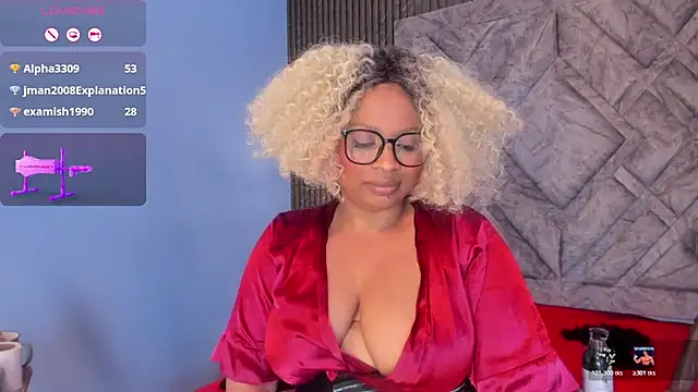 Snapshot of TammyBrown1 chatting on 06.18.26 TammyBrown1 online show from 06.18.26