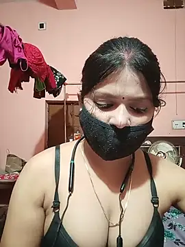 Snapshot of itz-priya chatting on 07.05.26 itz-priya online show from 07.05.26