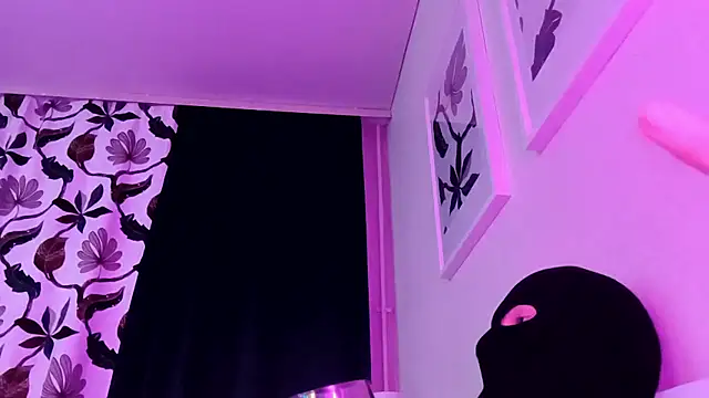 CoupleBiFunSex3036 online show from 03.22.26