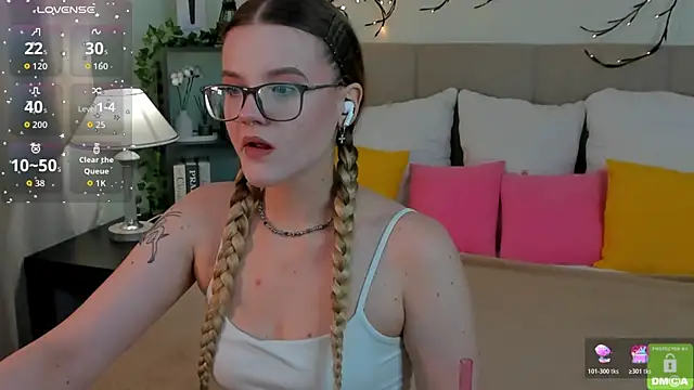Snapshot of Emma_peach chatting on 07.16.26 Emma peach online show from 07.16.26