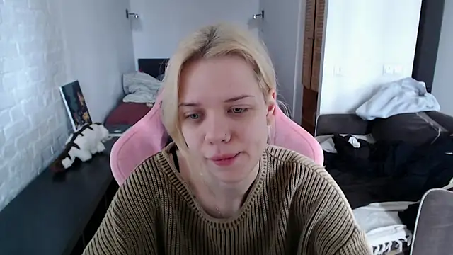 TenderChloe online show from 04.05.26
