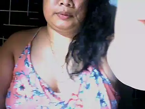 Snapshot of wild_Joan chatting on 06.06.26 wild Joan online show from 06.06.26