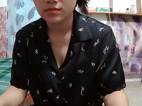 Snapshot of lusa_baby chatting on 07.25.26 lusa baby online show from 07.25.26