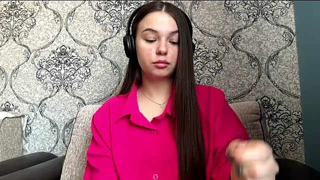 Snapshot of ThedaStrevell chatting on 03.23.26 ThedaStrevell online show from 03.23.26