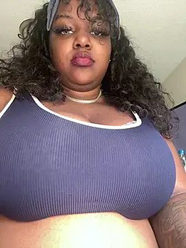 Milky Goddess online show from 04.20.26