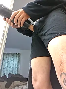 middickstroking online show from 05.18.26