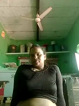 Snapshot of Shivani09900 chatting on 07.14.26 Shivani09900 online show from 07.14.26