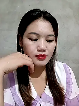 Snapshot of meg_06 chatting on 07.30.26 meg 06 online show from 07.30.26