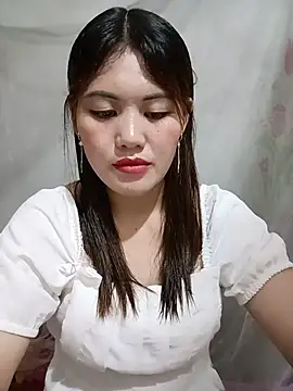 Snapshot of meg_06 chatting on 08.05.26 meg 06 online show from 08.05.26