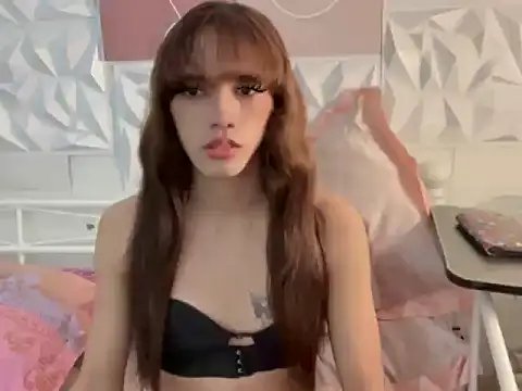 Leijona Milker online show from 05.07.26