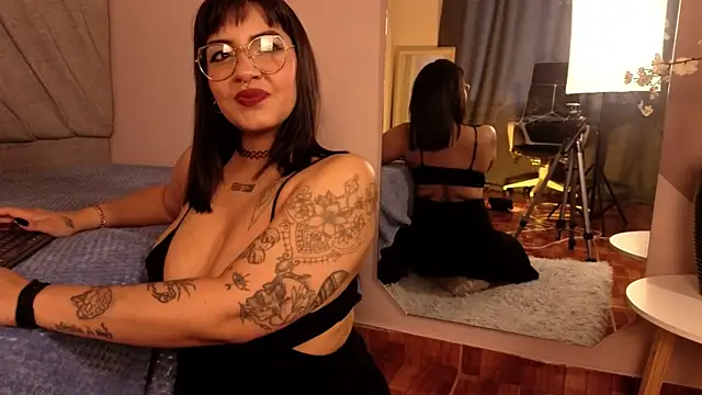 dania22  online show from 06.08.26