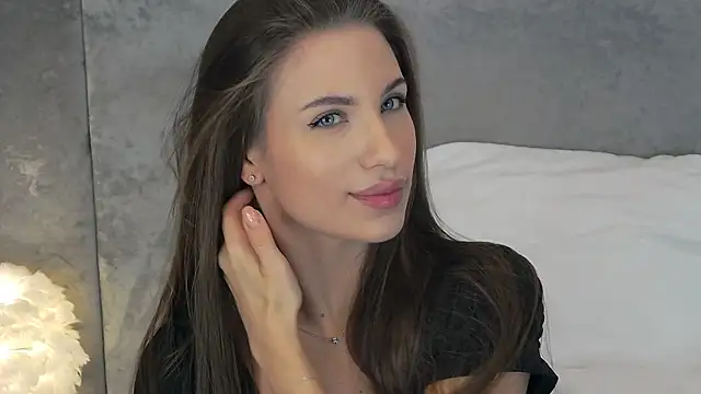 Lana Drake online show from 05.12.26