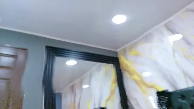 LindaFrancoo online show from 05.08.26