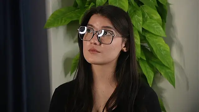 Snapshot of KandisKuy chatting on 03.26.26 KandisKuy online show from 03.26.26