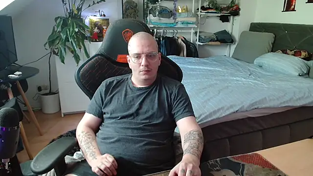 Oderwattboy online show from 05.24.26