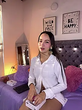 Daphne Rosse online show from 07.25.26