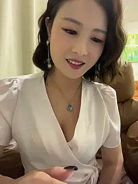 Snapshot of Lola666999 chatting on 06.05.26 Lola666999 online show from 06.05.26