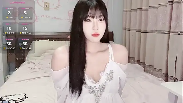 Snapshot of YINUO-QJ chatting on 04.21.26 YINUO-QJ online show from 04.21.26
