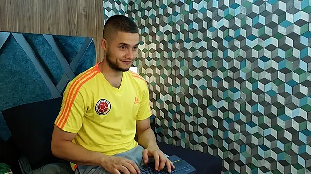 Snapshot of Joaho_Fernandez chatting on 06.14.26 Joaho Fernandez online show from 06.14.26