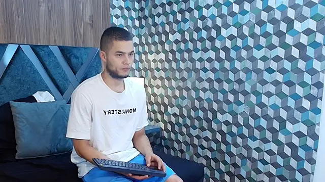 Snapshot of Joaho_Fernandez chatting on 06.20.26 Joaho Fernandez online show from 06.20.26