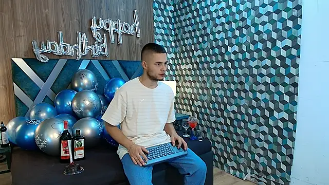 Snapshot of Joaho_Fernandez chatting on 07.08.26 Joaho Fernandez online show from 07.08.26