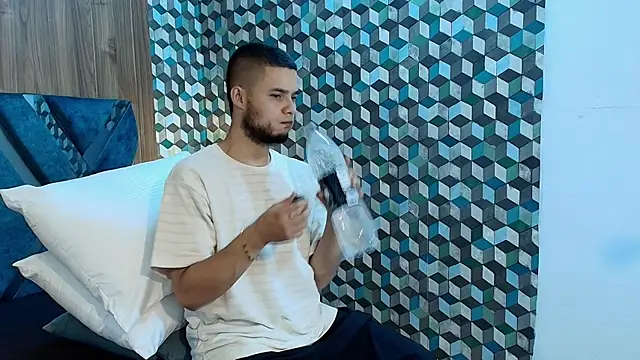 Snapshot of Joaho_Fernandez chatting on 07.29.26 Joaho Fernandez online show from 07.29.26