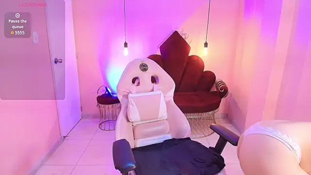 Soffi x x  online show from 04.22.26