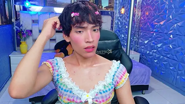 IsaacNovaa online show from 04.24.26