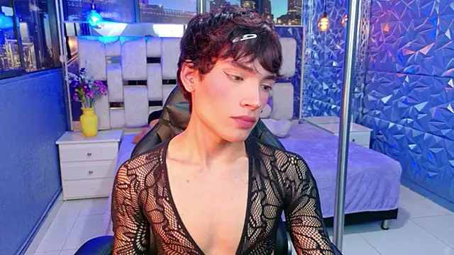 IsaacNovaa online show from 04.27.26