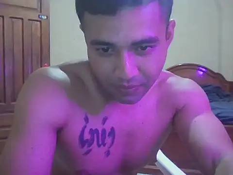 User 02  online show from 06.30.26