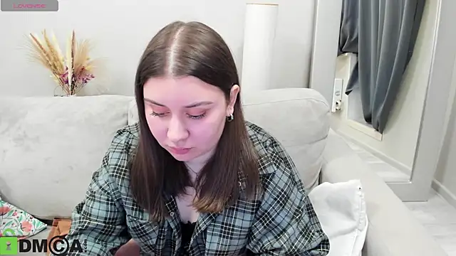 Snapshot of Maya_Raay chatting on 04.01.26 Maya Raay online show from 04.01.26