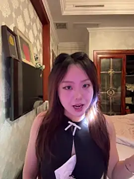 thelittlexx online show from 04.12.26