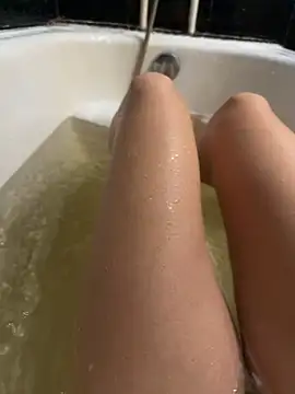 Snapshot of MaryMathews chatting on 03.27.26 MaryMathews online show from 03.27.26