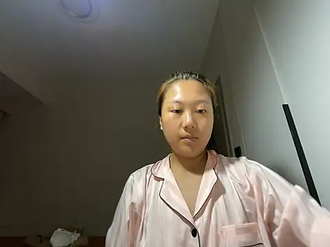 Snapshot of tutu512 chatting on 06.20.26 tutu512 online show from 06.20.26